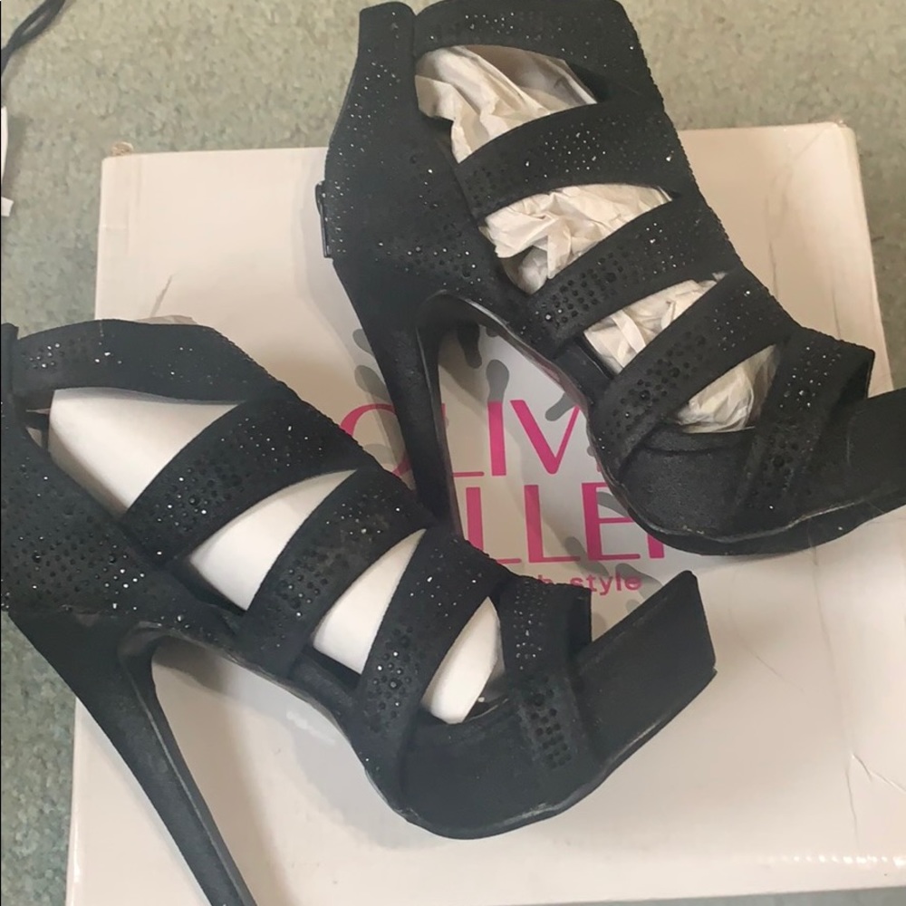Brand new heels